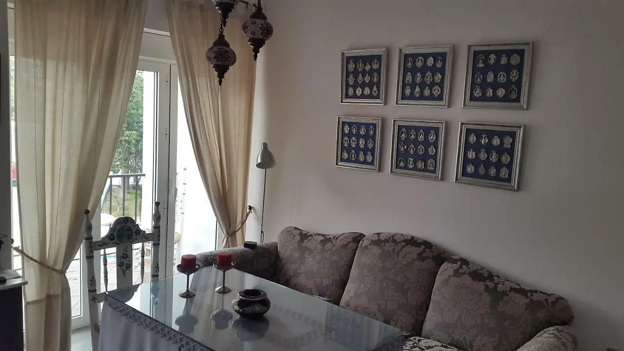 Magnifico piso en Nerja Apartamento